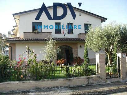 Bifamiliare in vendita a Bastia Umbra, Bastiola