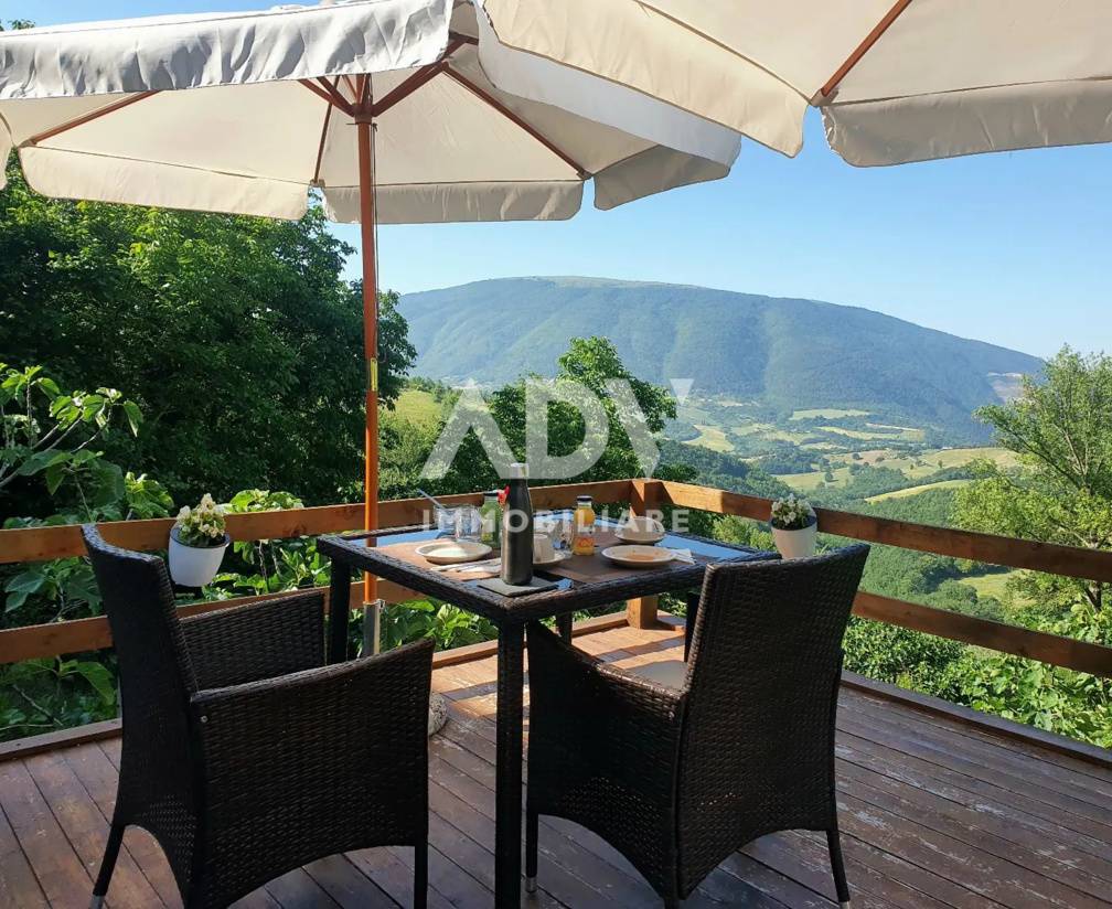 Casale in vendita a Assisi, Porziano