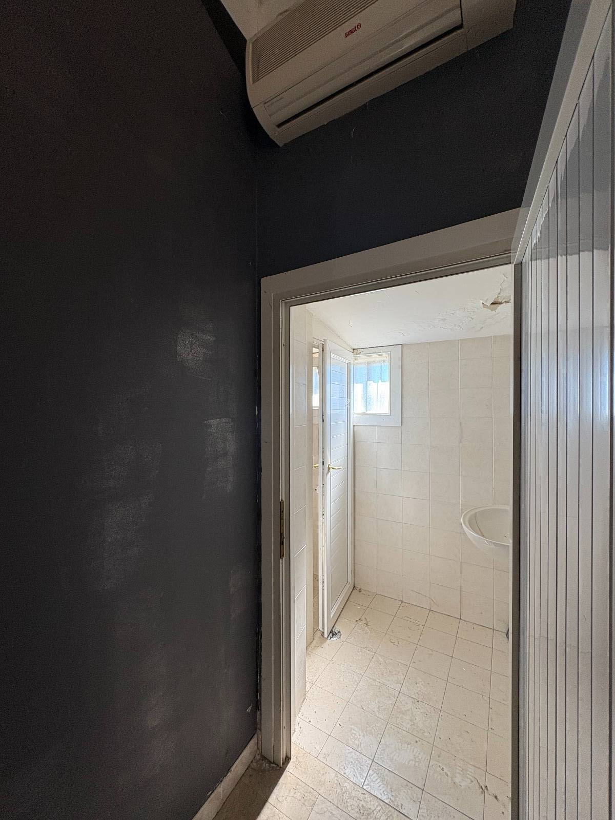 Locale commerciale in vendita a Assisi, Tordandrea