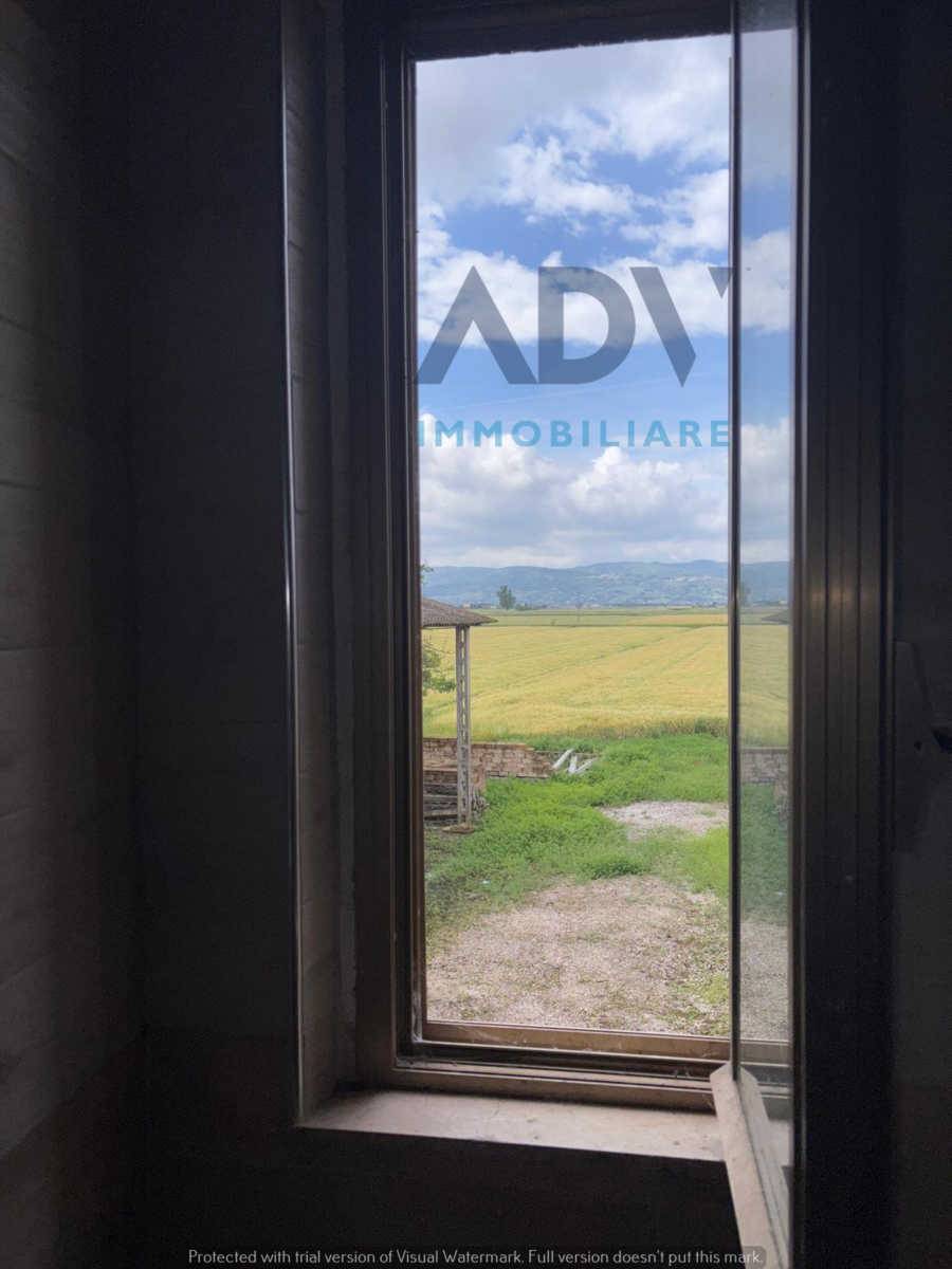 Casa singola in vendita a Bastia Umbra, Cipresso