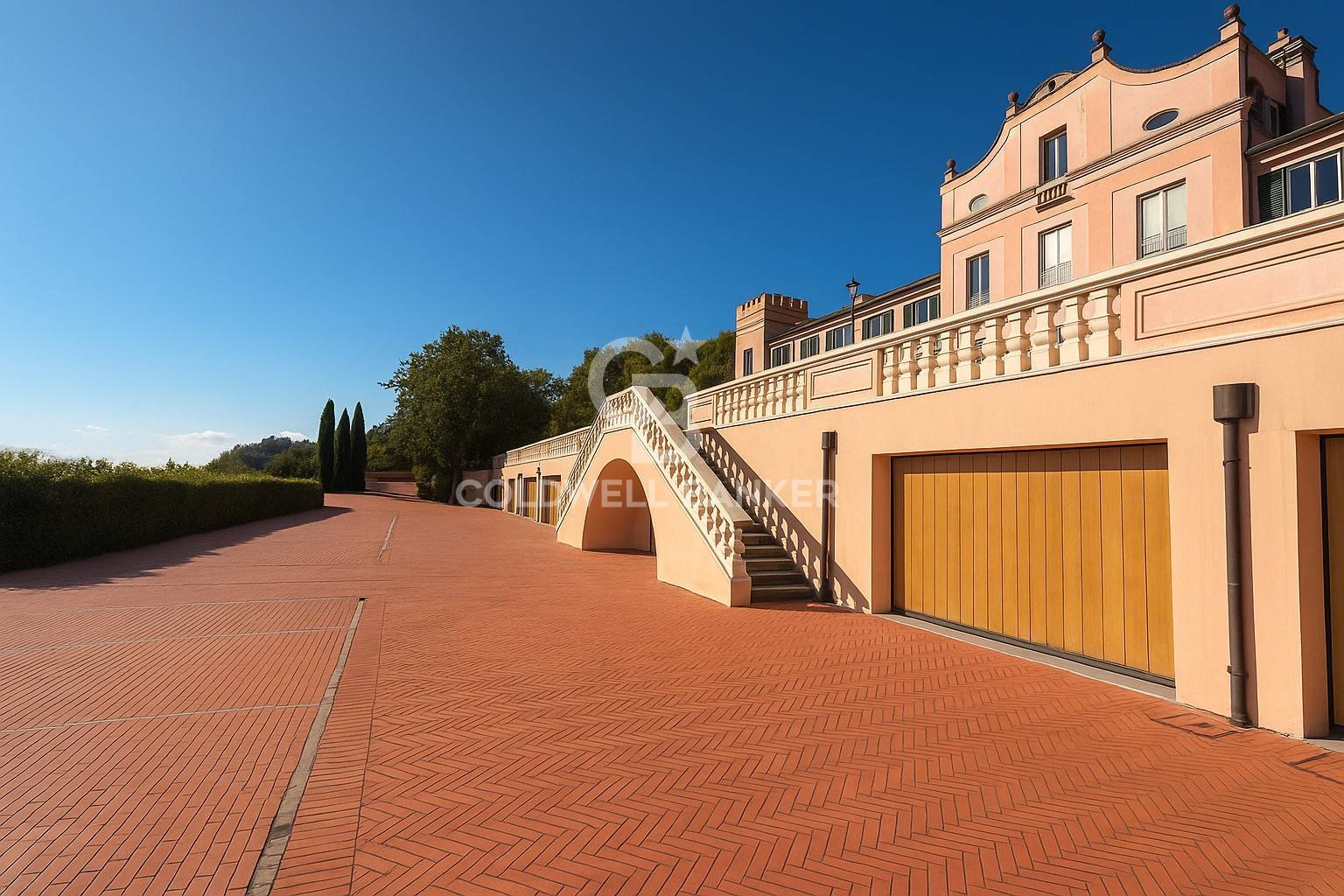 4 o pi locali in vendita a Rimini, Colle di Covignano