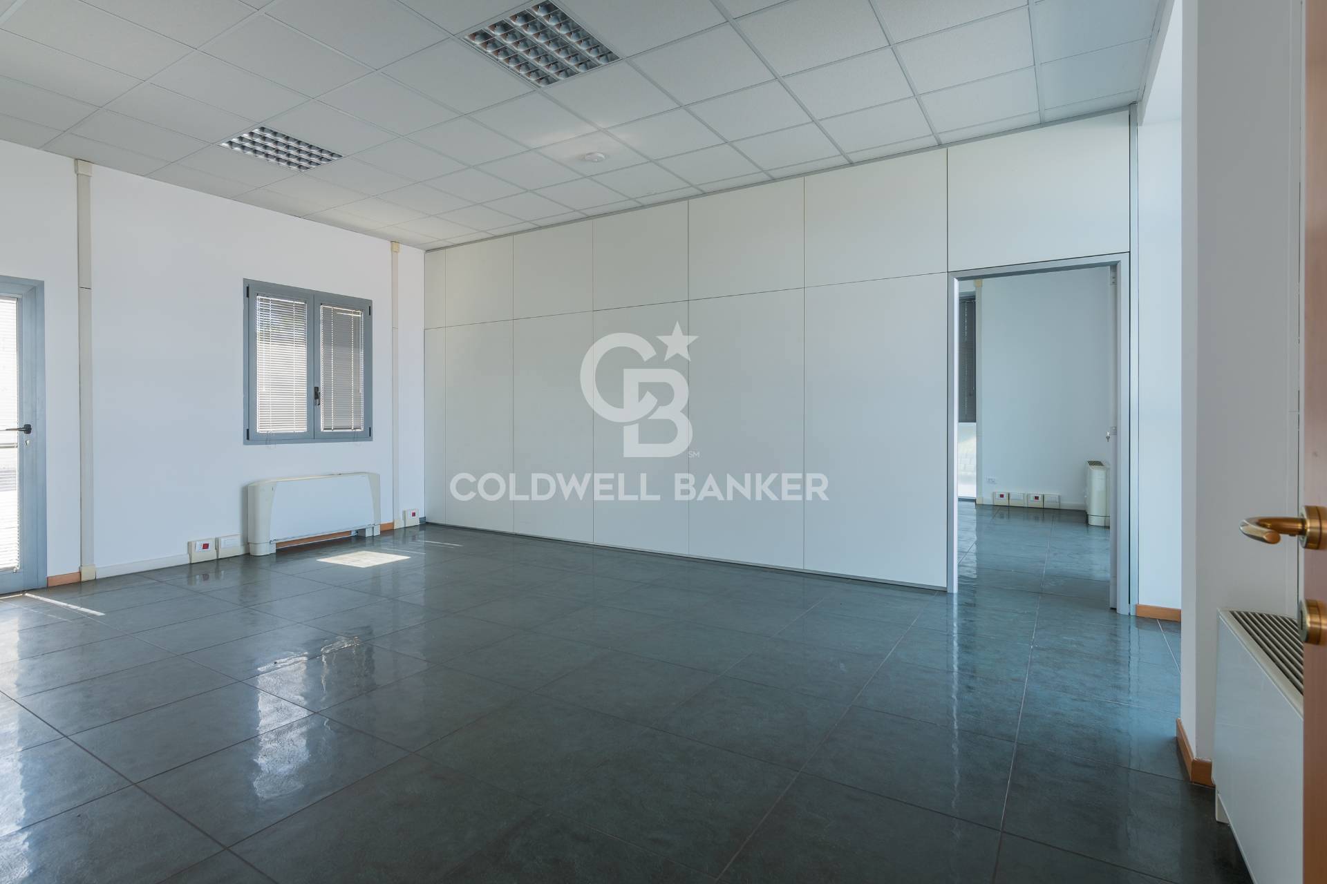 Edificio Direzionale in vendita a Coriano, Cerasolo