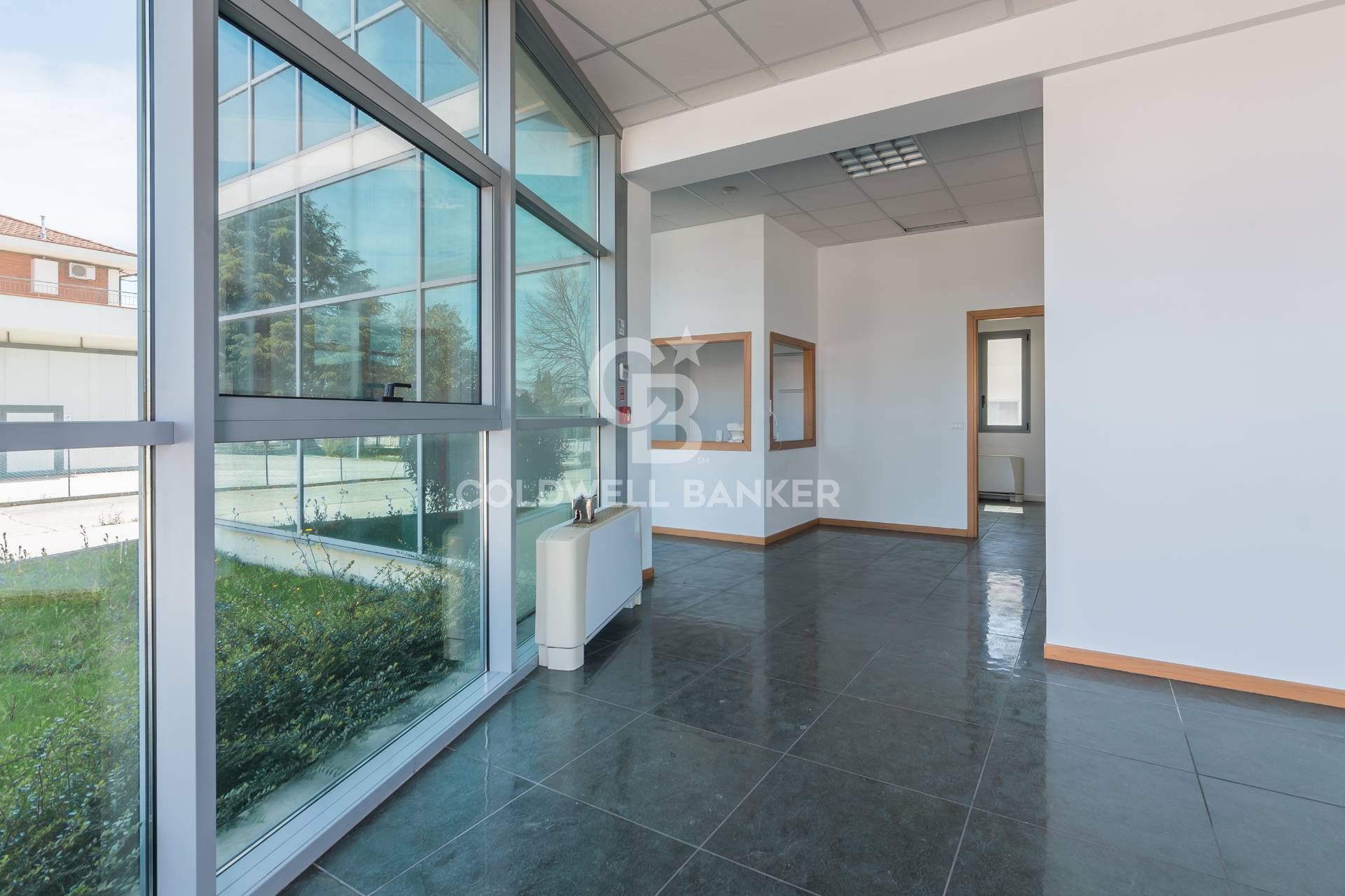 Edificio Direzionale in vendita a Coriano, Cerasolo