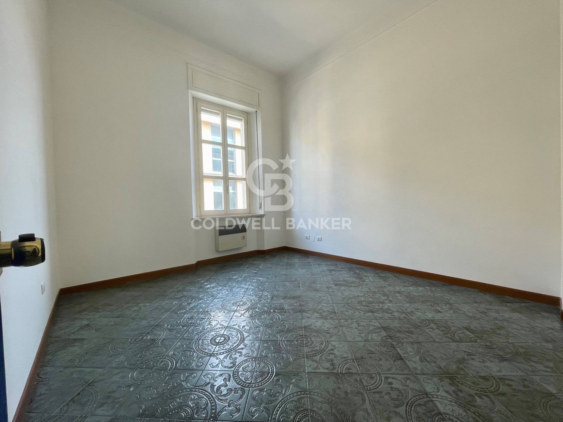 Ufficio in vendita a Rimini, Centro storico