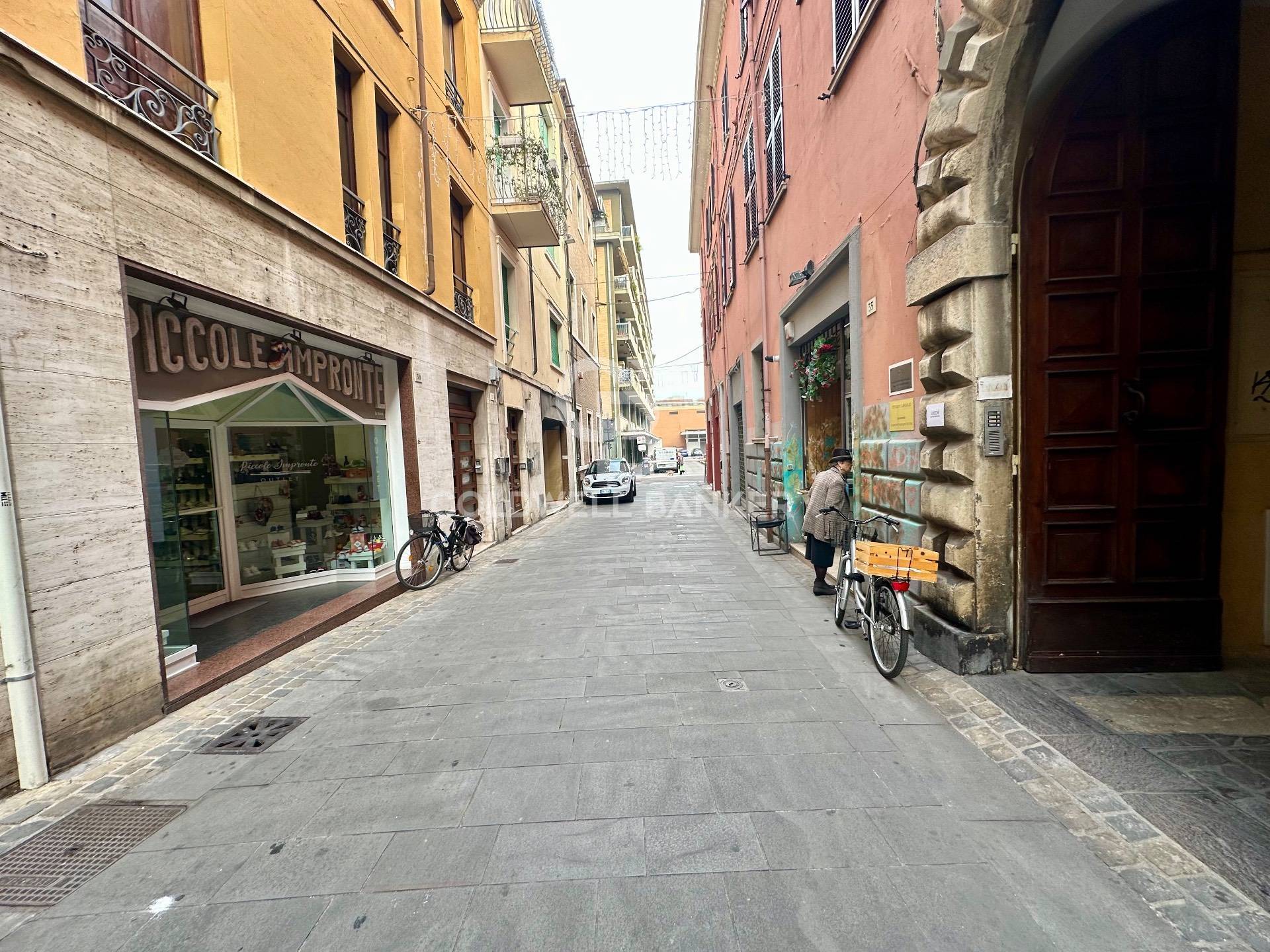 Negozio in affitto a Rimini, Centro storico