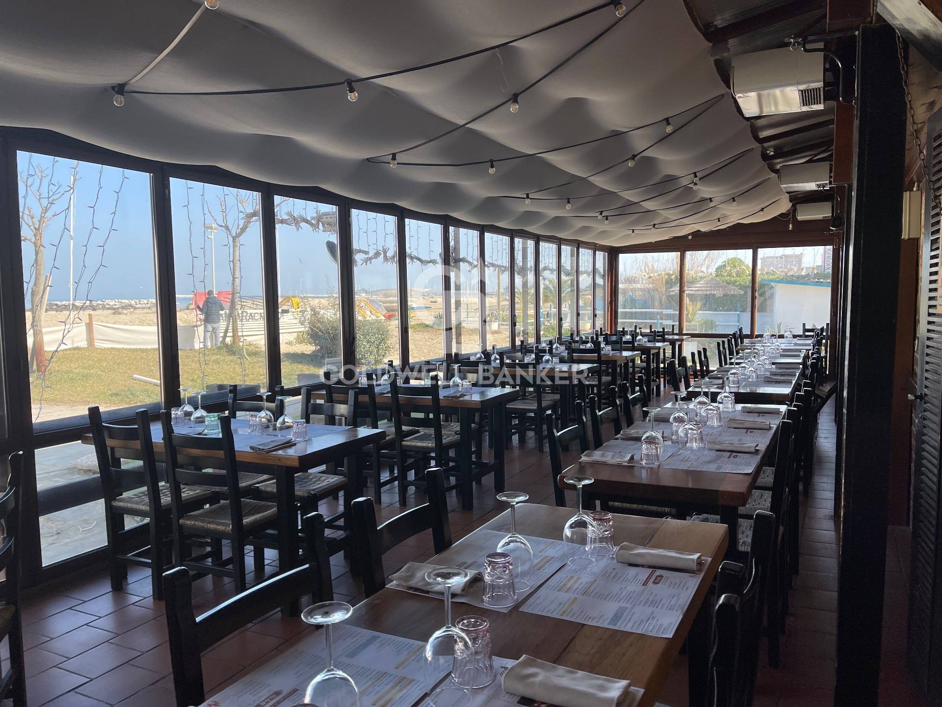 Ristorante in vendita a Rimini, Rivabella