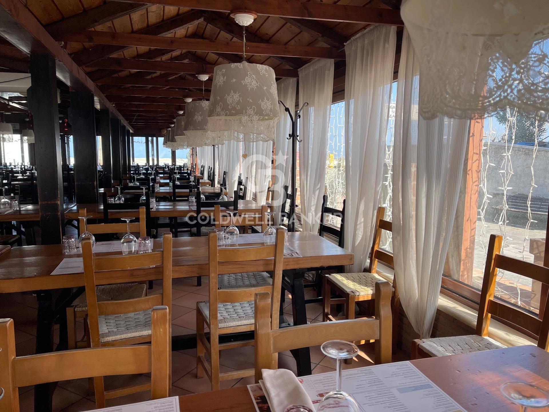 Ristorante in vendita a Rimini, Rivabella