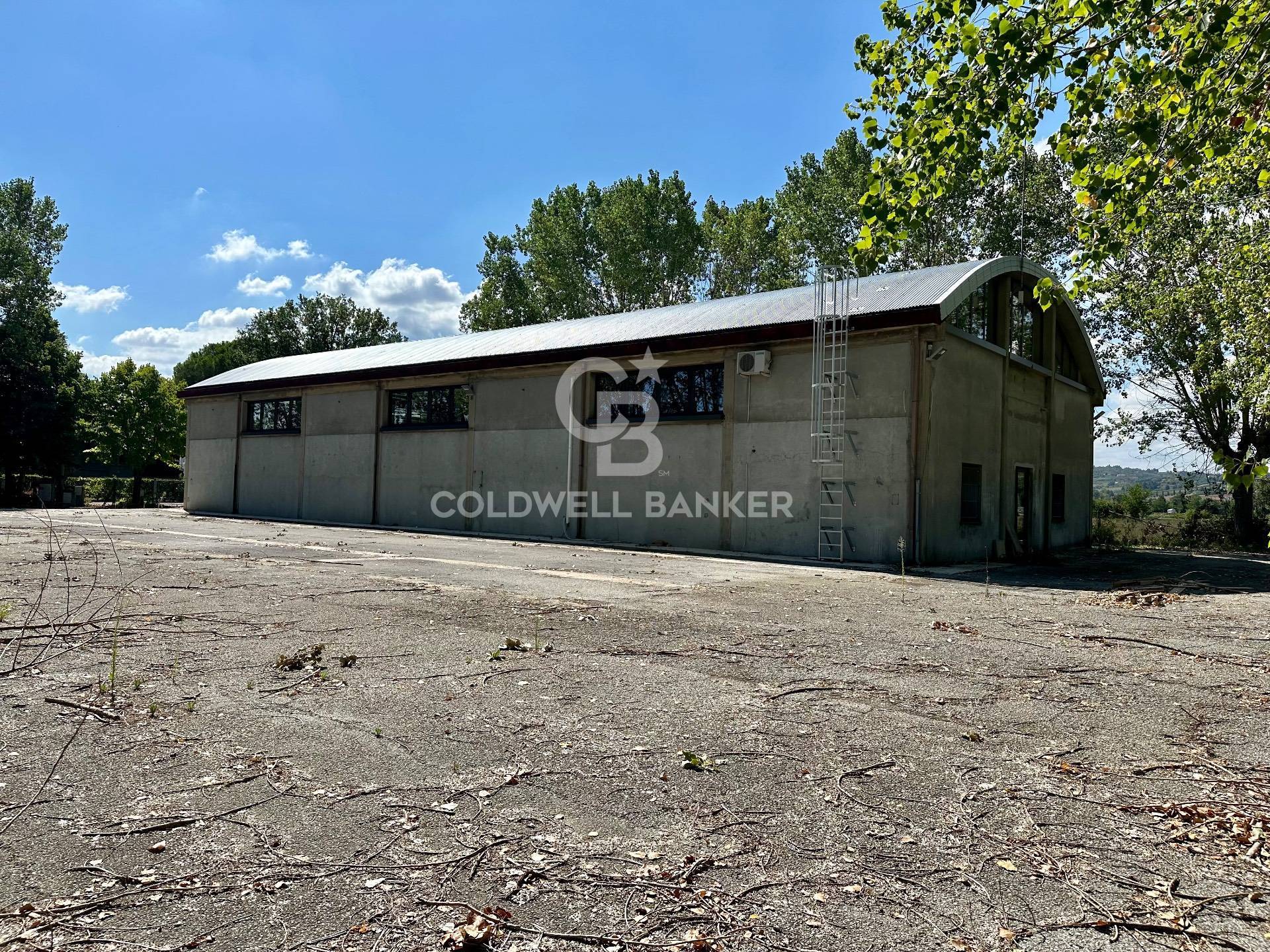 Capannone industriale in affitto a Rimini, Marecchiese