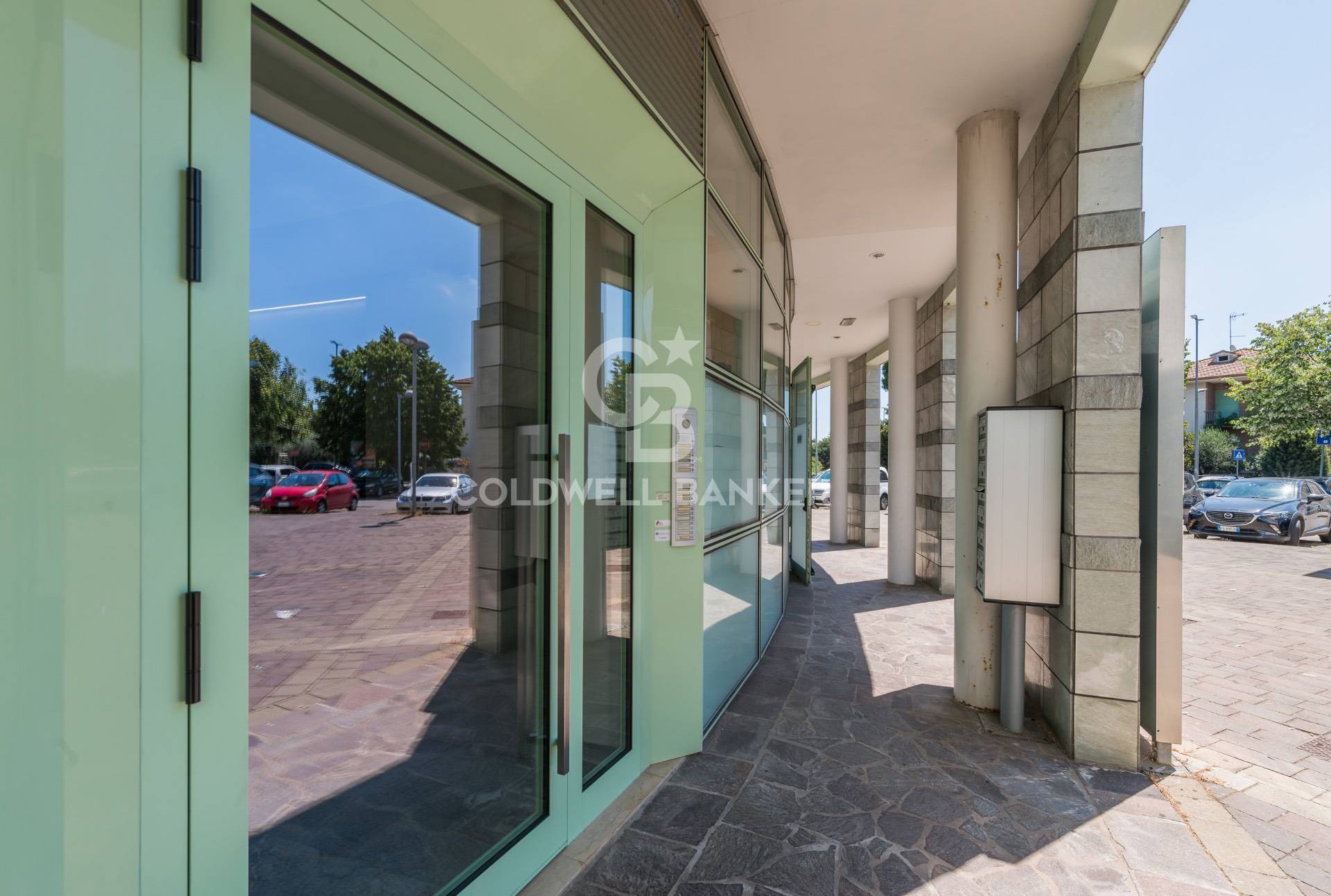 Ufficio in vendita a Verucchio, Villa Verucchio