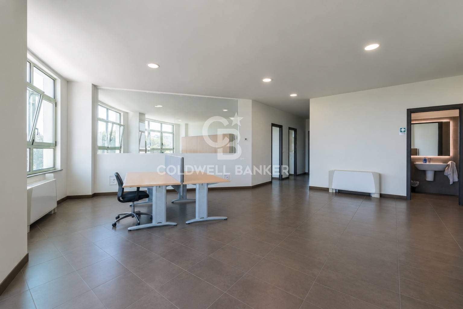 Ufficio in vendita a Verucchio, Villa Verucchio