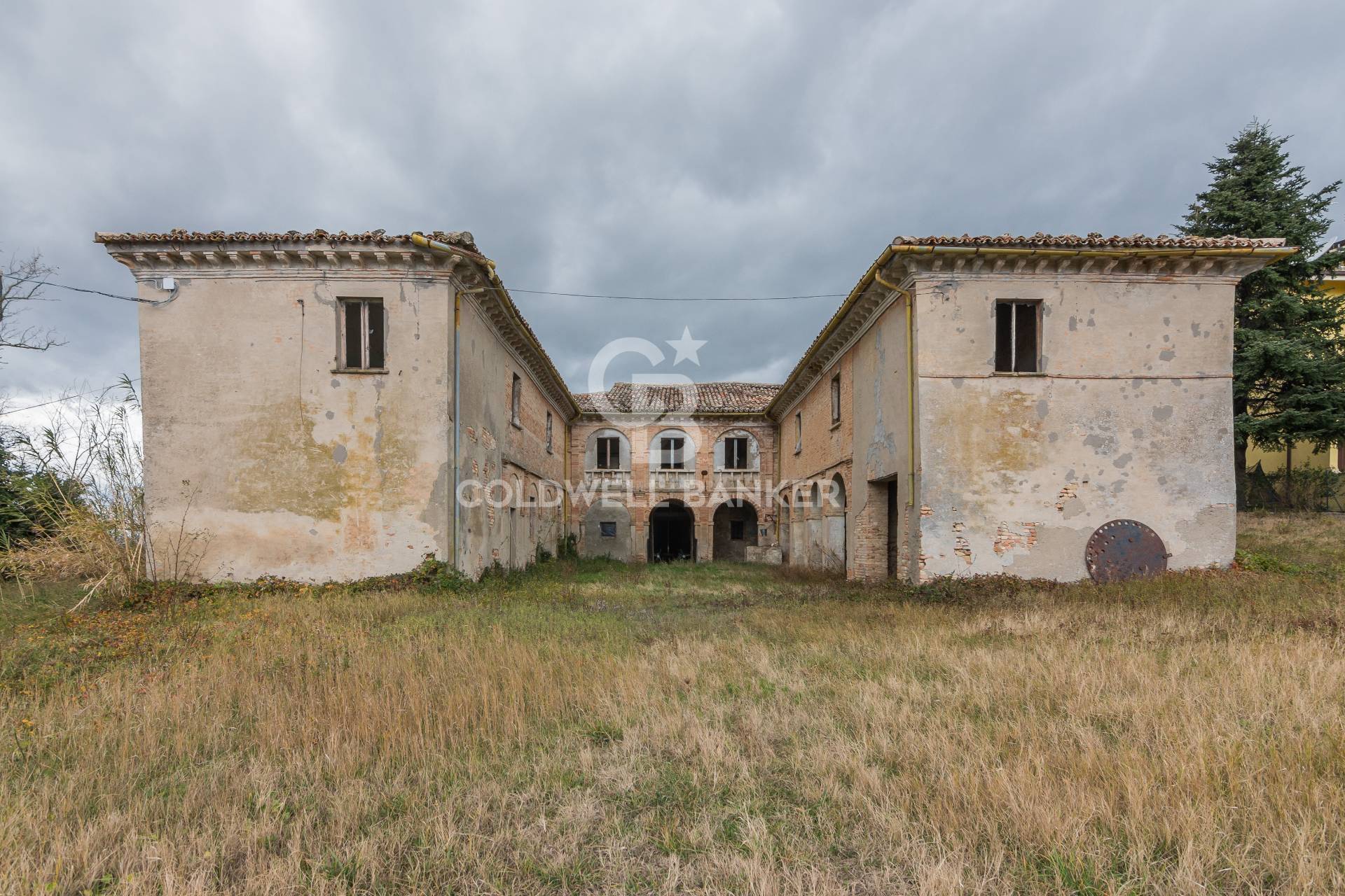 Rustico/Casale/Corte in vendita a Pesaro