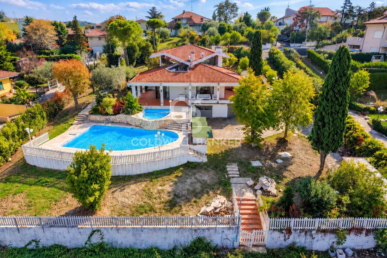 Villa in vendita a Coriano, Cerasolo