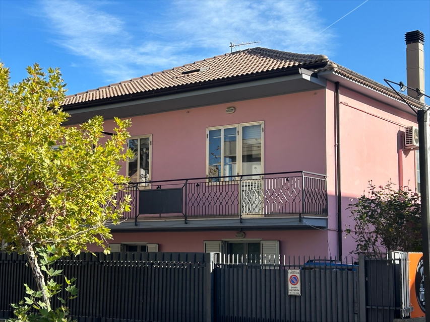 Casa indipendente in vendita in via amendola 288, San Giovanni Teatino
