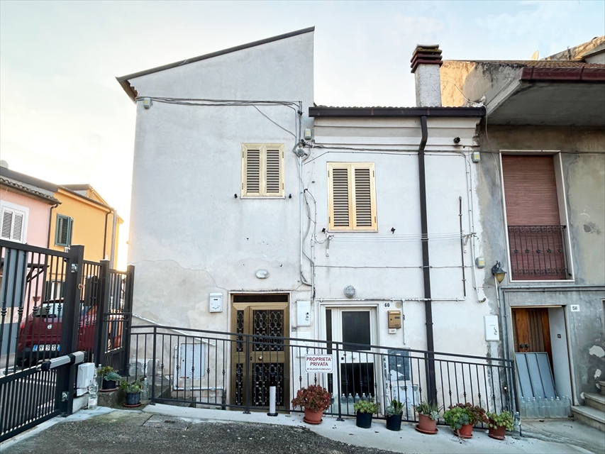 Casa indipendente in vendita in via umberto i 62, Cappelle sul Tavo