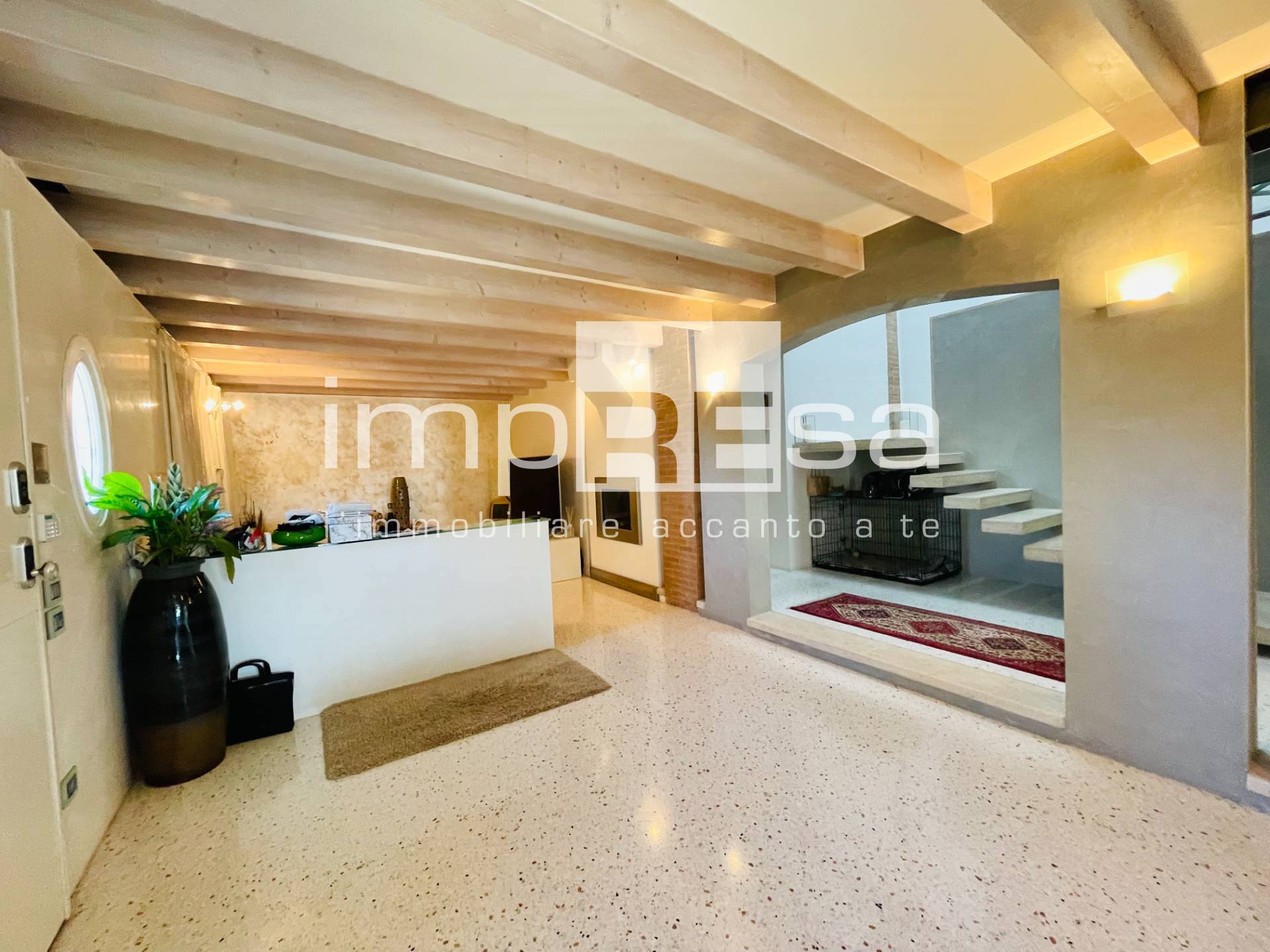 Abbinata/Bifamiliare in vendita a Venezia, Favaro Veneto