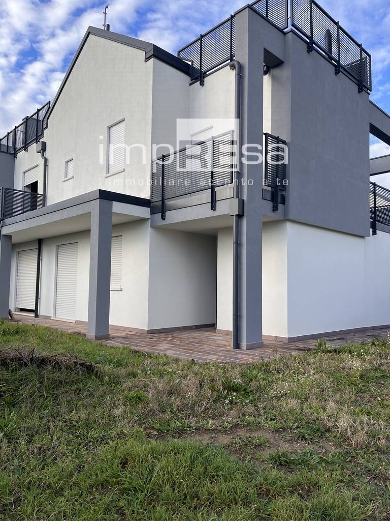 Abbinata/Bifamiliare in vendita a Venezia, Favaro Veneto