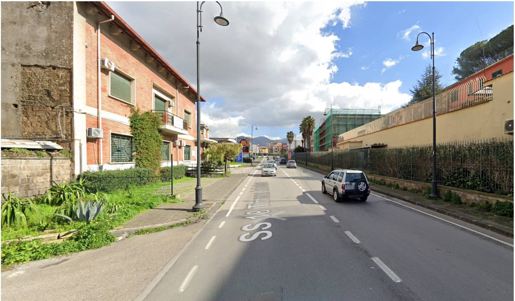 Locale commerciale in vendita a Nocera Inferiore