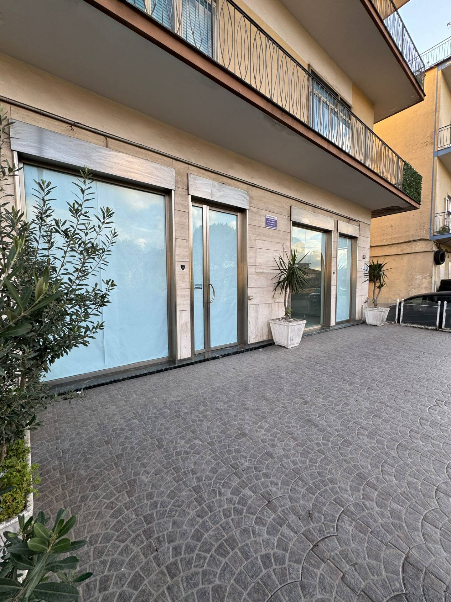 Locale commerciale in vendita a Nocera Inferiore