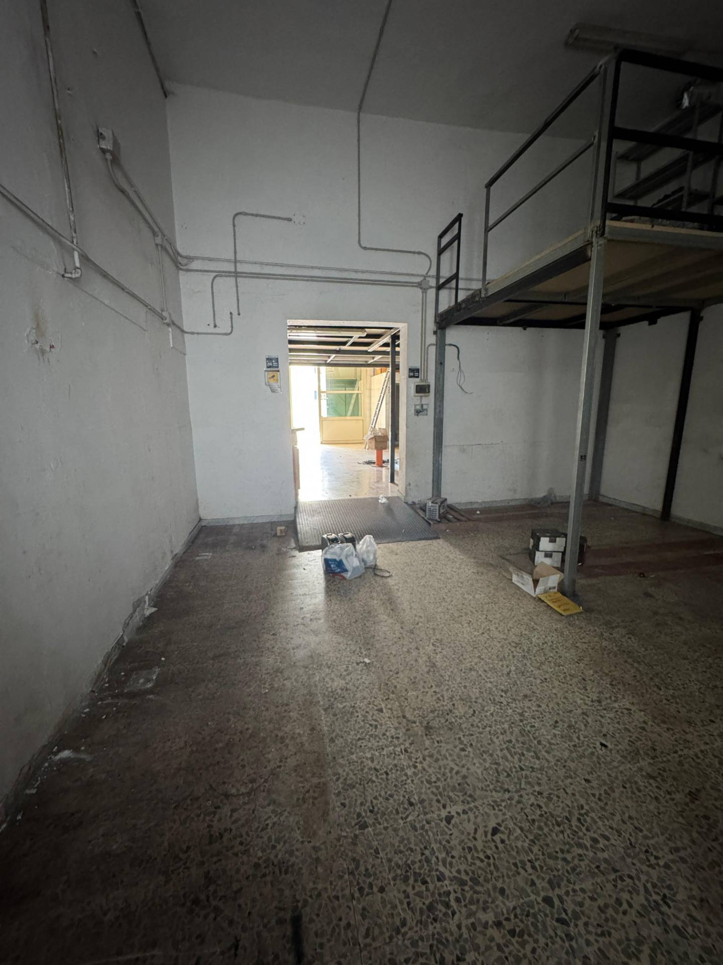 Magazzino in affitto a Pagani