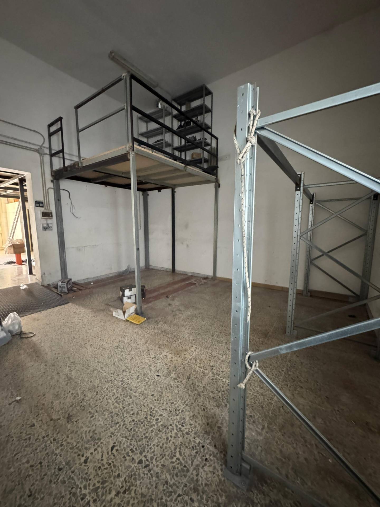 Magazzino in affitto a Pagani