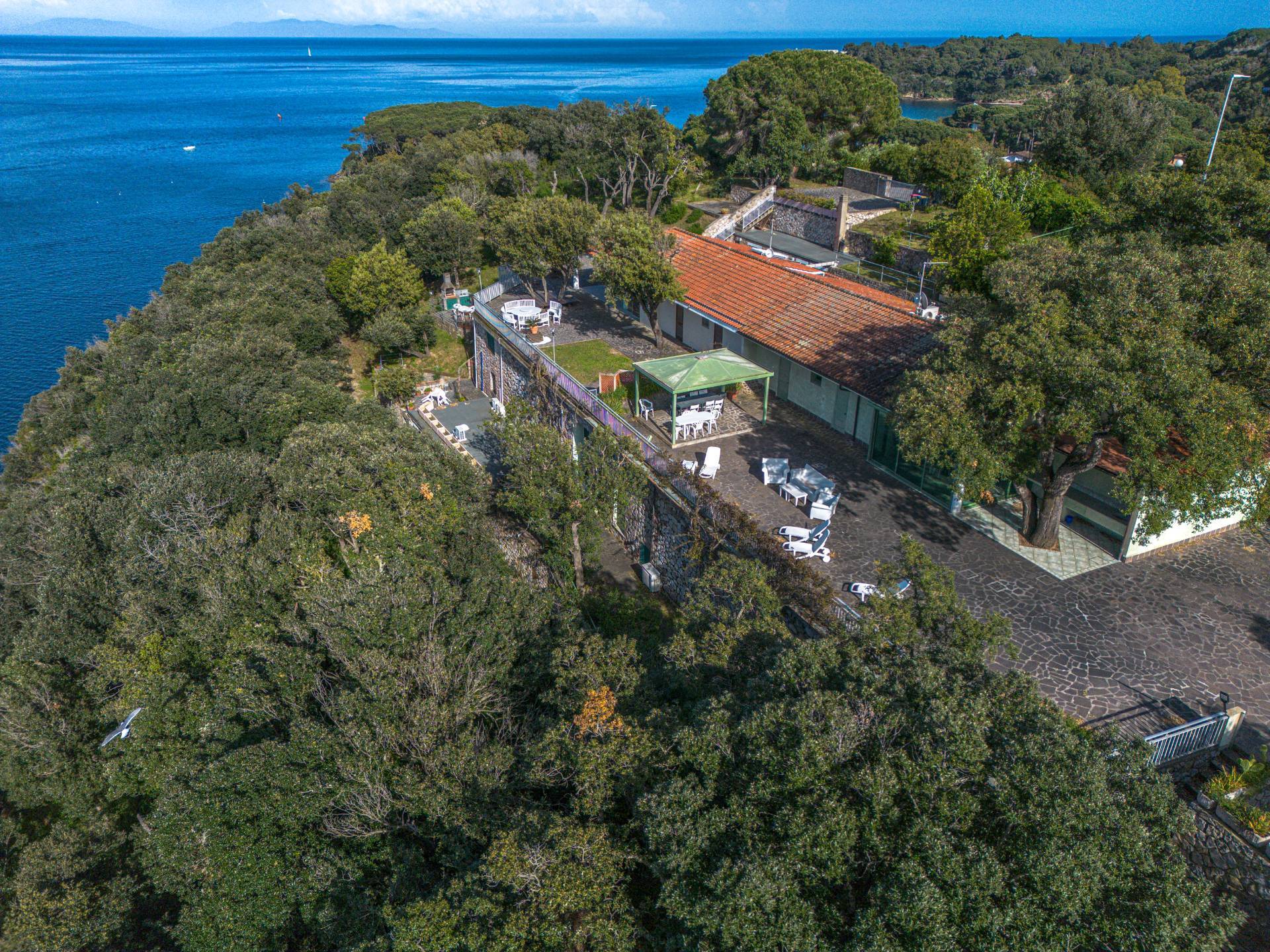 Villa in vendita a Capoliveri