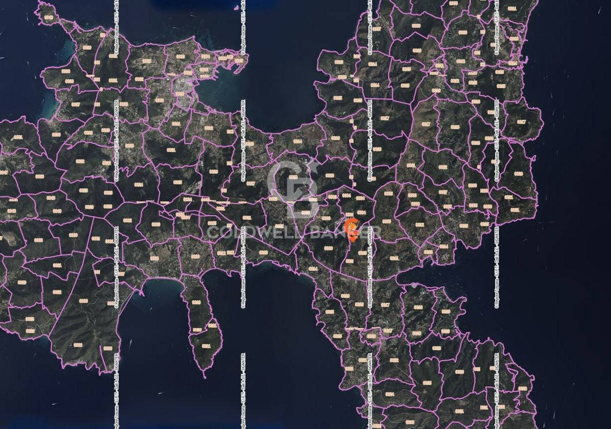 Terreno agricolo in vendita a Porto Azzurro