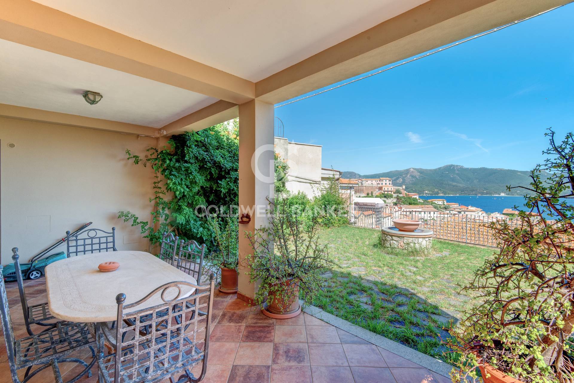 Villa in vendita a Portoferraio