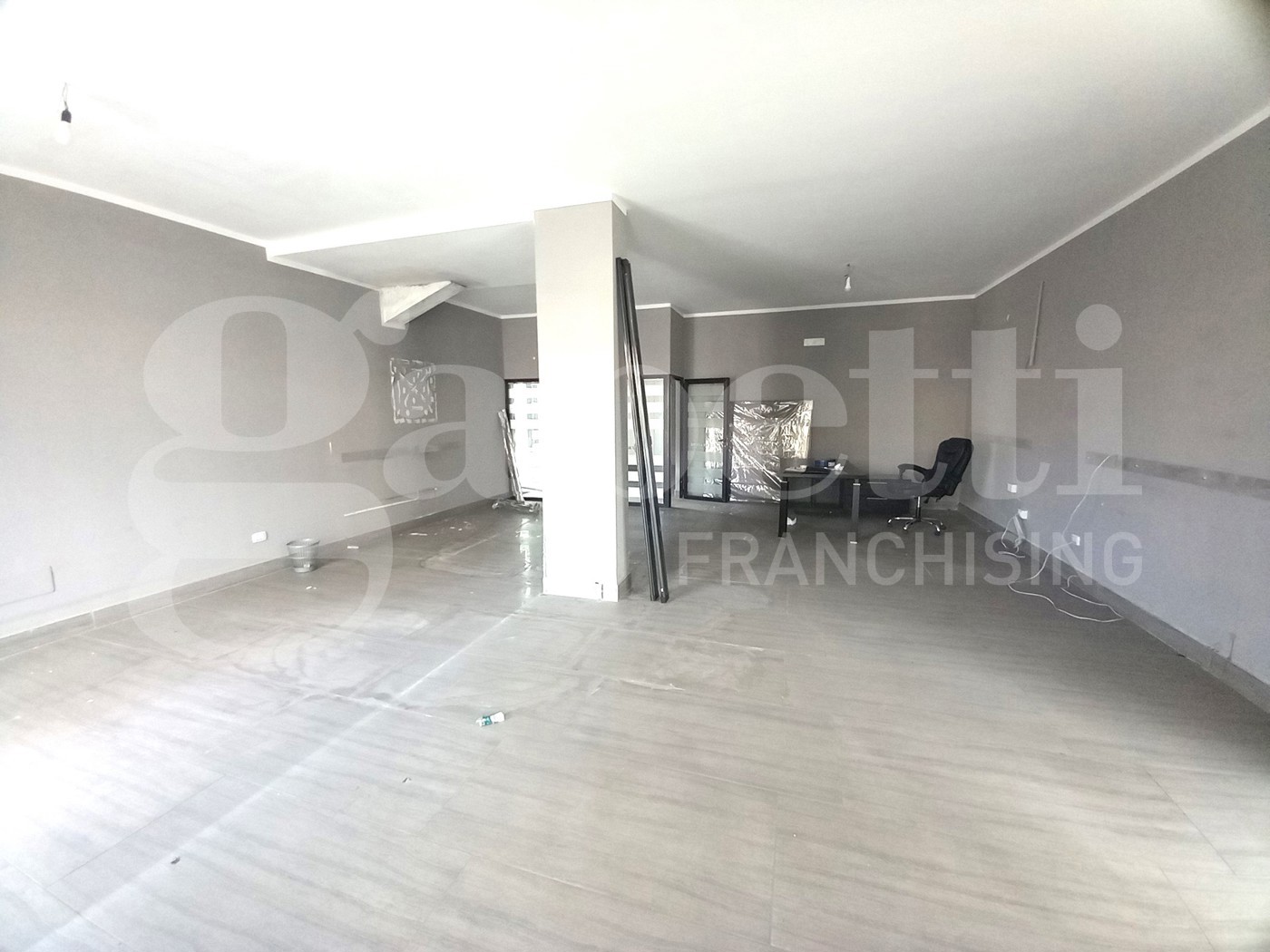 Negozio in affitto a Trentola-Ducenta