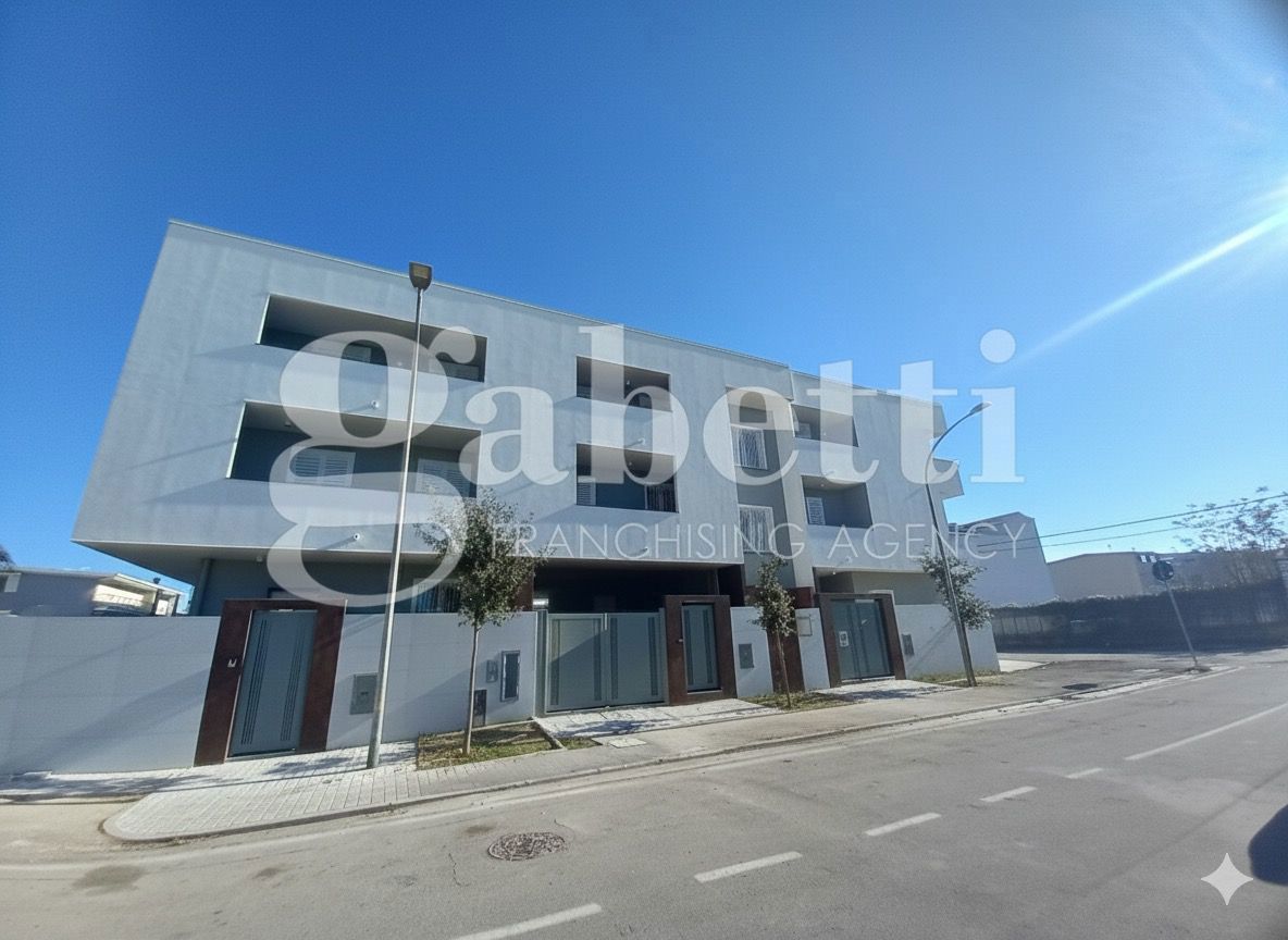 Villa con giardino a Parete