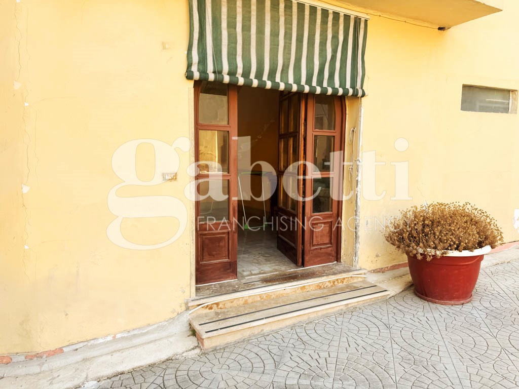 Casa indipendente in vendita a Villa di Briano