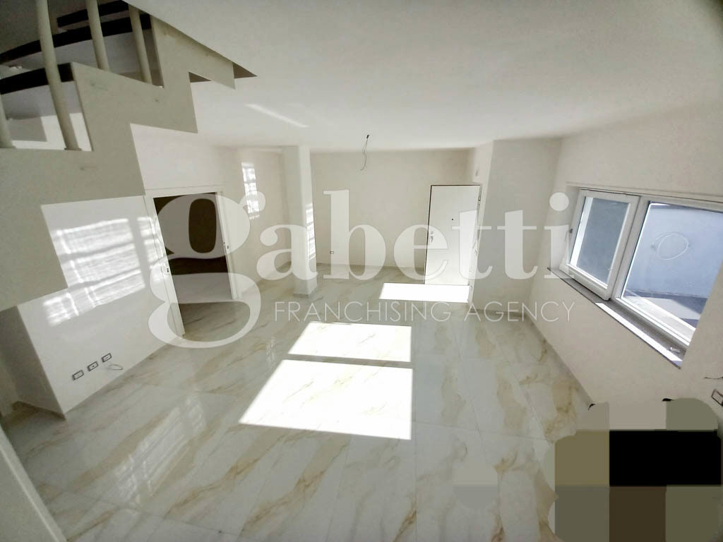 Villa con giardino a Trentola-Ducenta