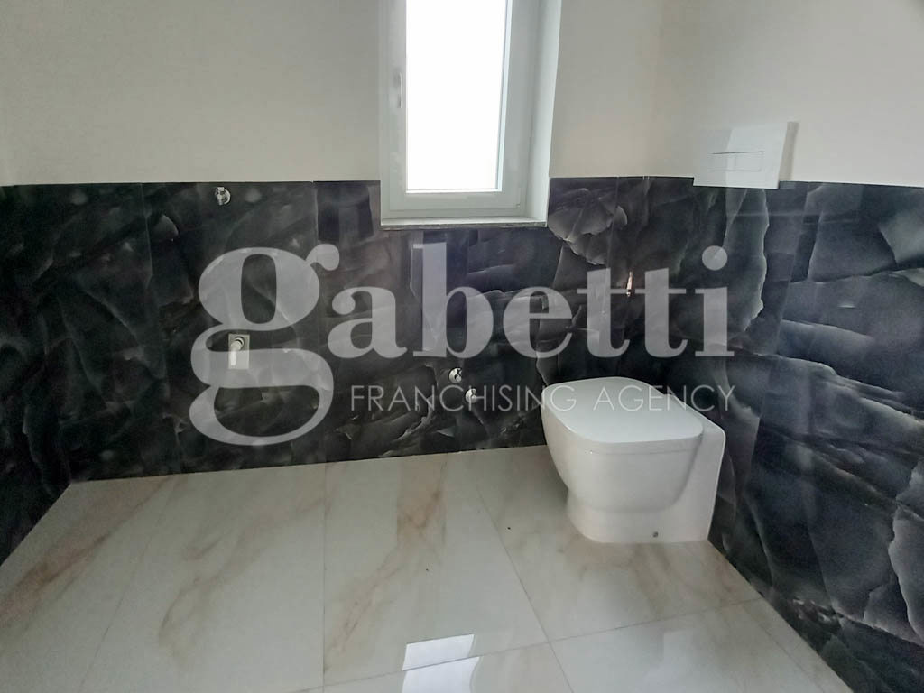 Villa con giardino a Trentola-Ducenta