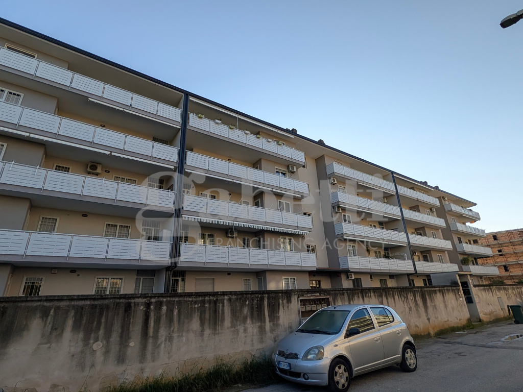 Quadrilocale in vendita a Trentola-Ducenta