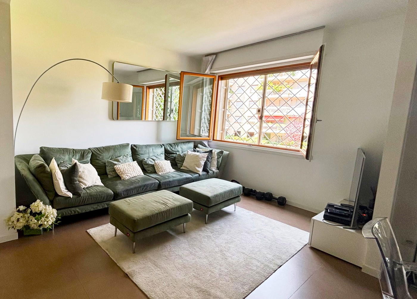 Trilocale arredato in affitto a Milano