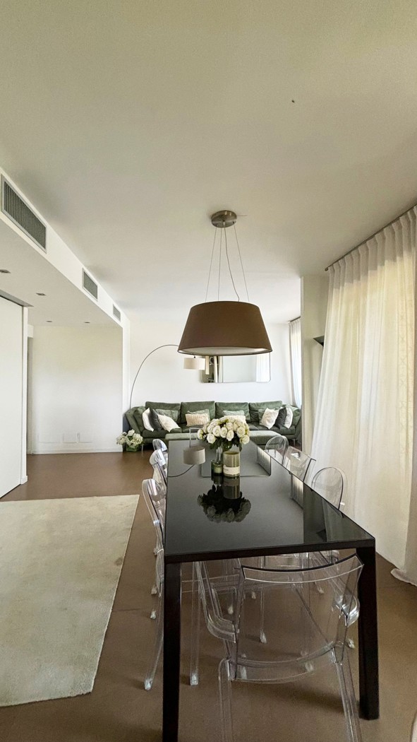 Trilocale arredato in affitto a Milano