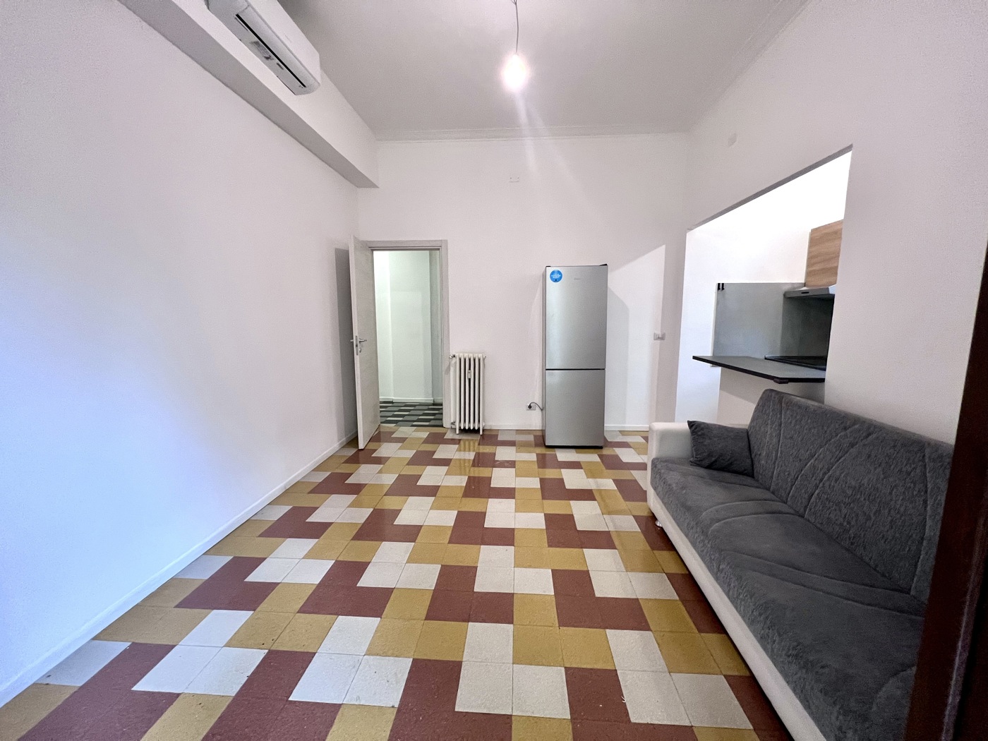 Bilocale arredato in affitto a Milano