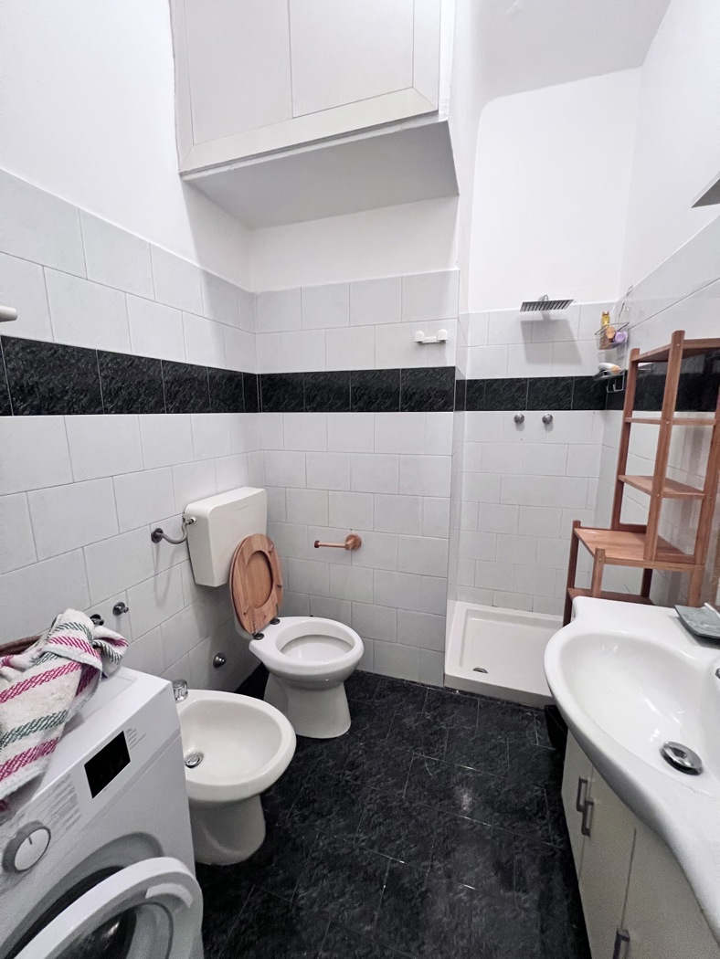 Bilocale arredato in affitto a Milano