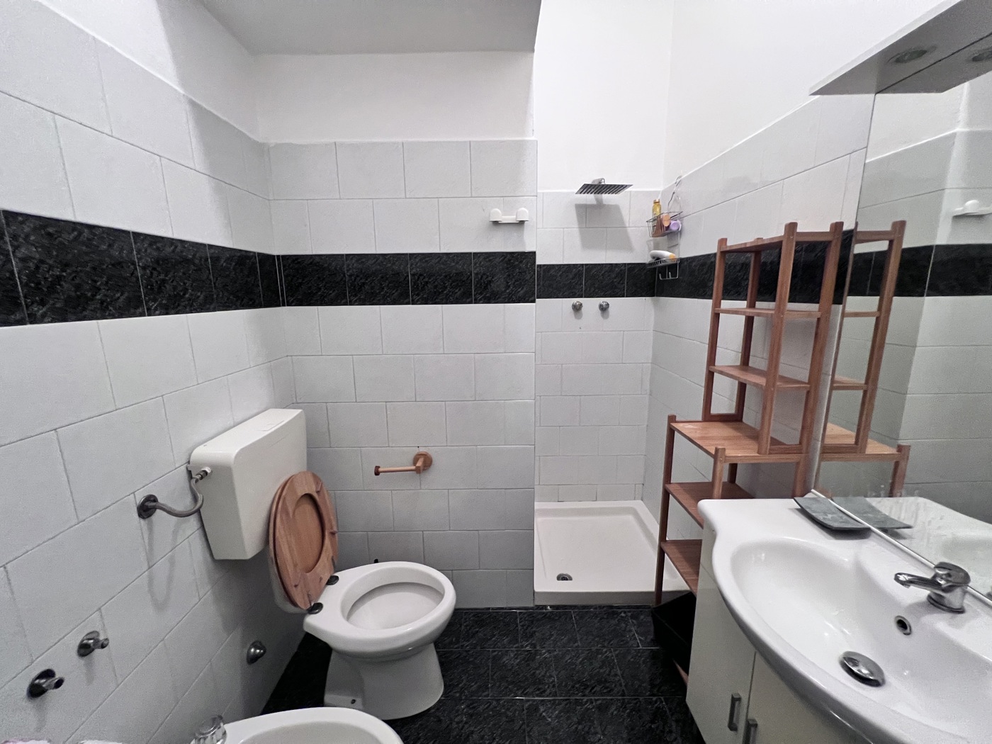 Bilocale arredato in affitto a Milano