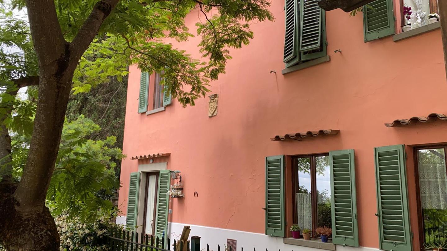 Casa indipendente arredata in affitto, Vinci spicchio