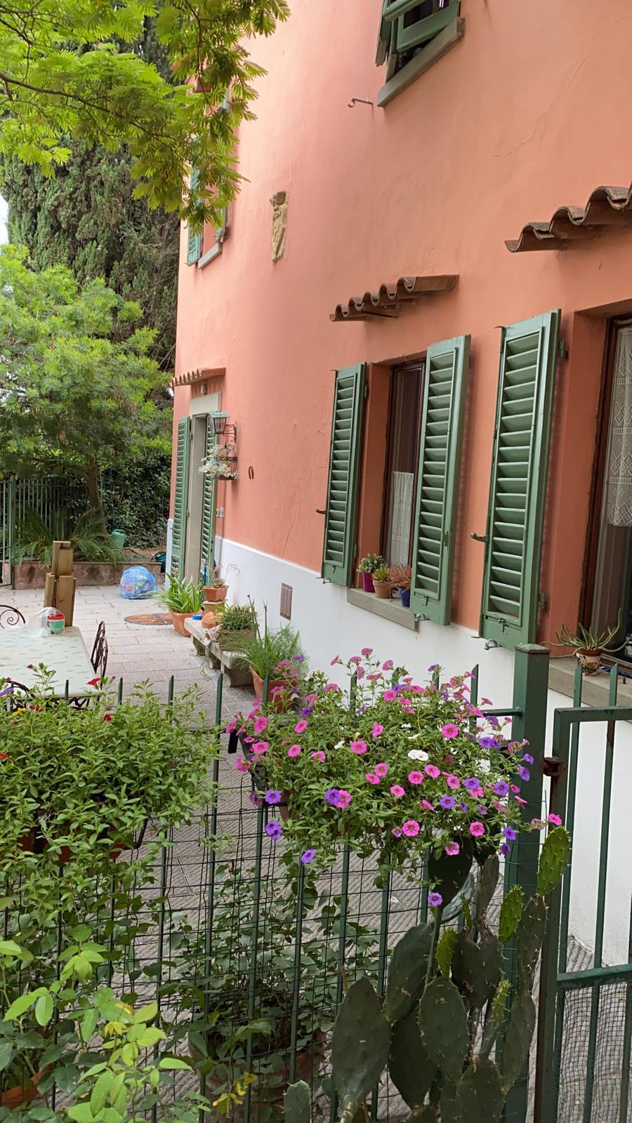 Casa indipendente arredata in affitto, Vinci spicchio