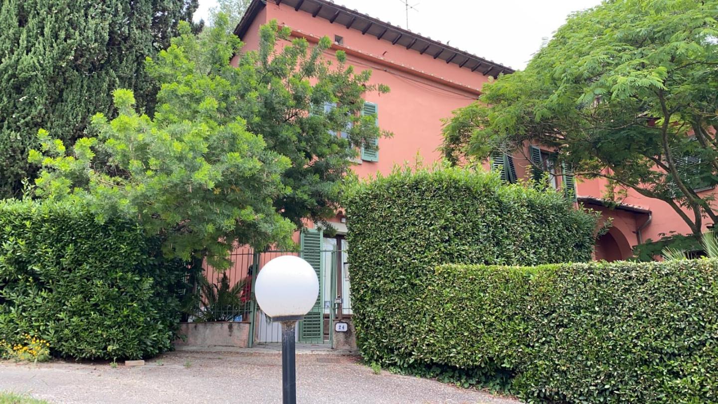 Casa indipendente arredata in affitto, Vinci spicchio