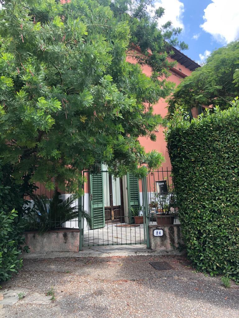 Casa indipendente arredata in affitto, Vinci spicchio