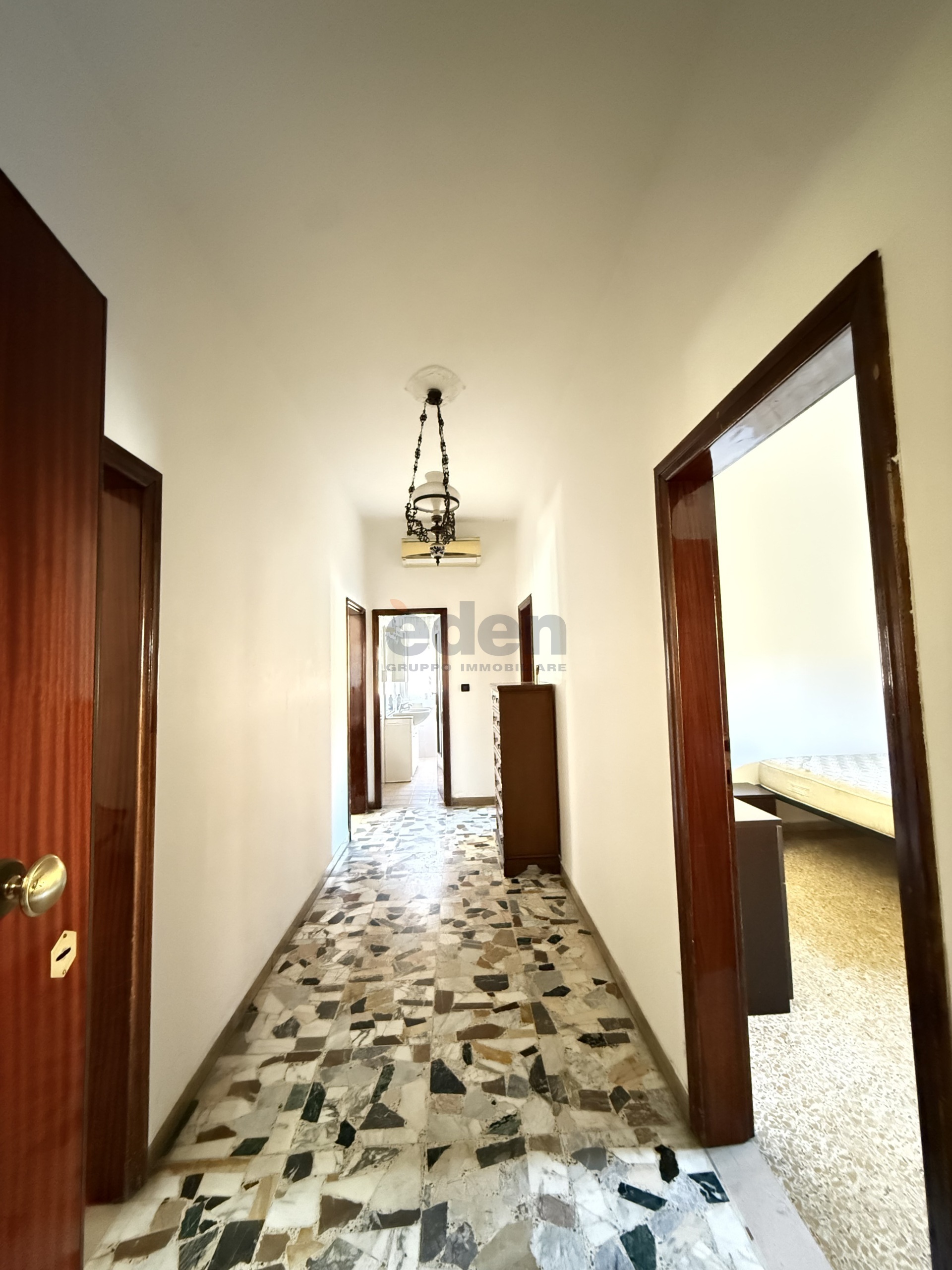 Appartamento con box in via emilio po 421, Modena