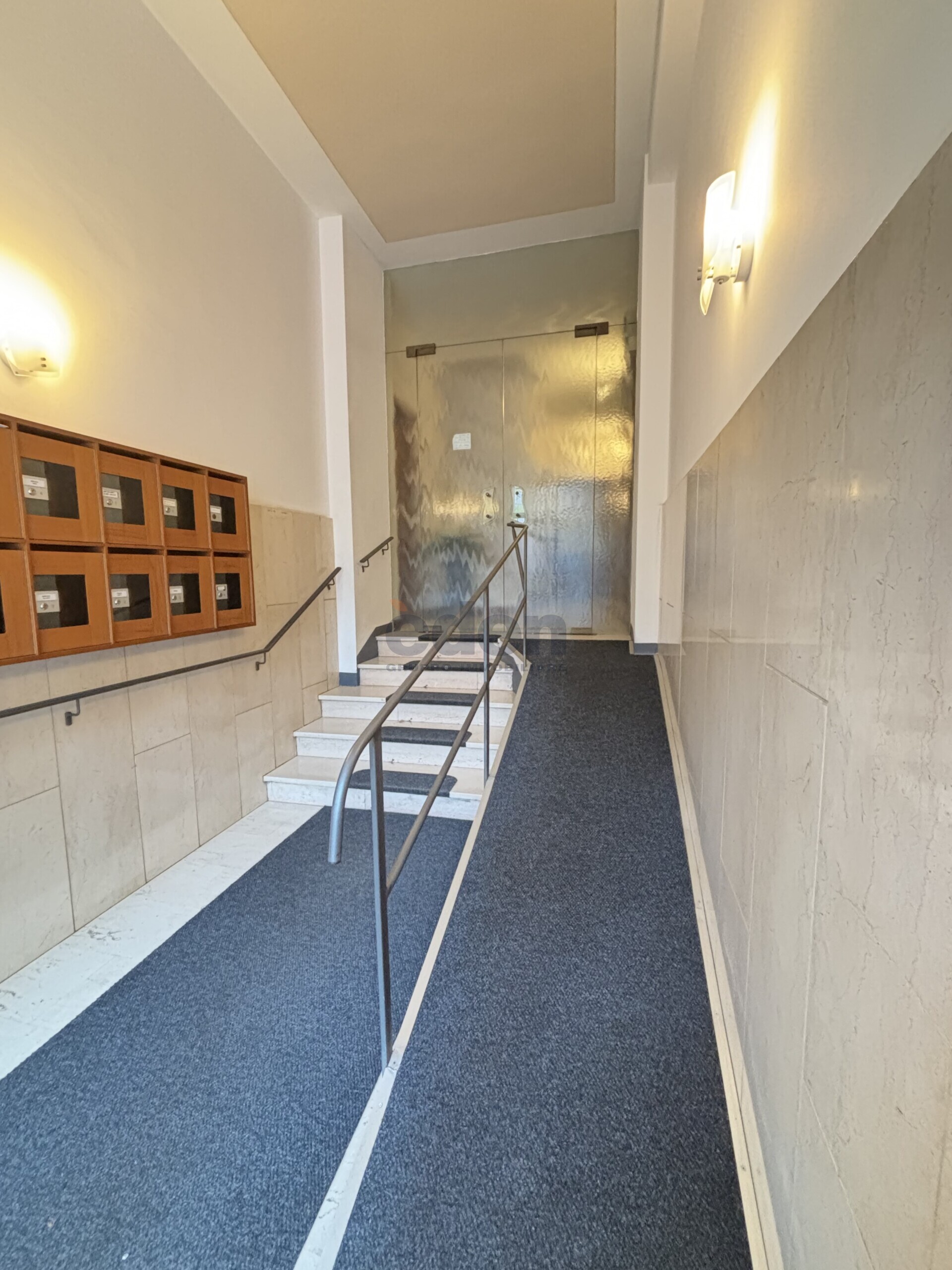 Appartamento con terrazzo in via e. morselli 93, Modena