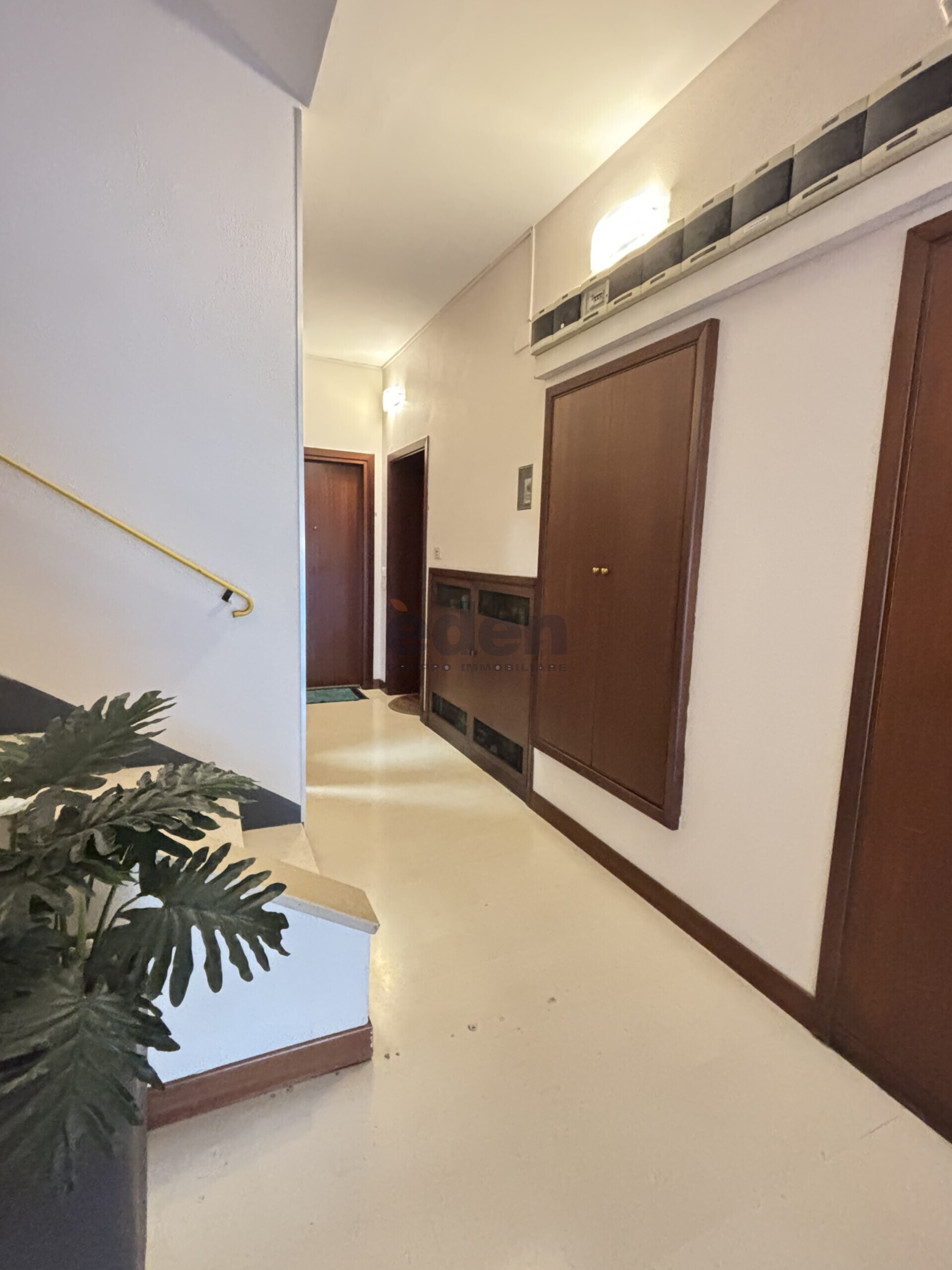 Appartamento con terrazzo in via e. morselli 93, Modena