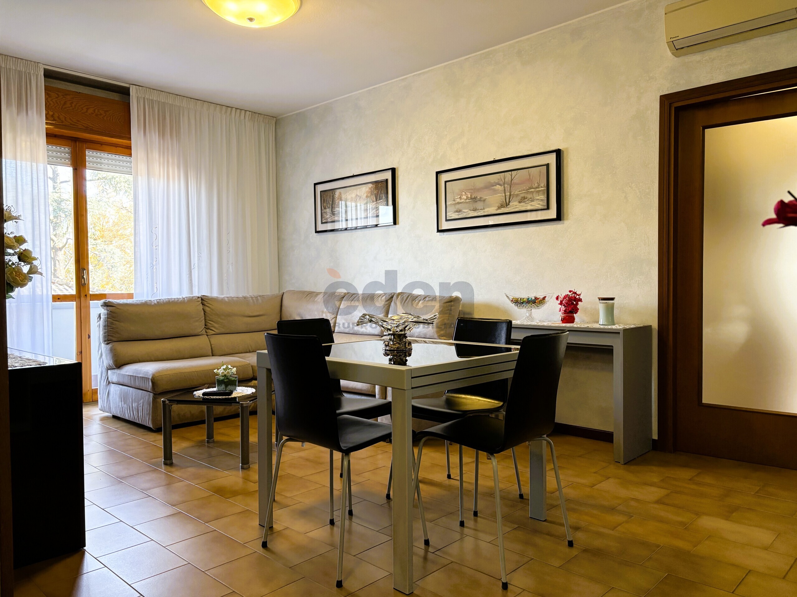 Trilocale con box in via i. nievo 69, Castelfranco Emilia