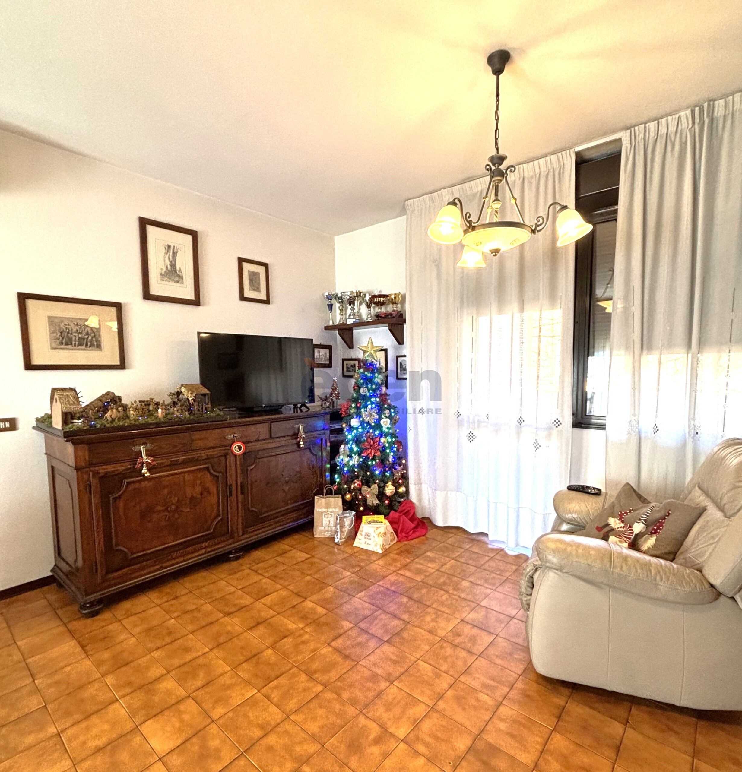 Quadrilocale con box in strada di saliceto panaro 211, Modena