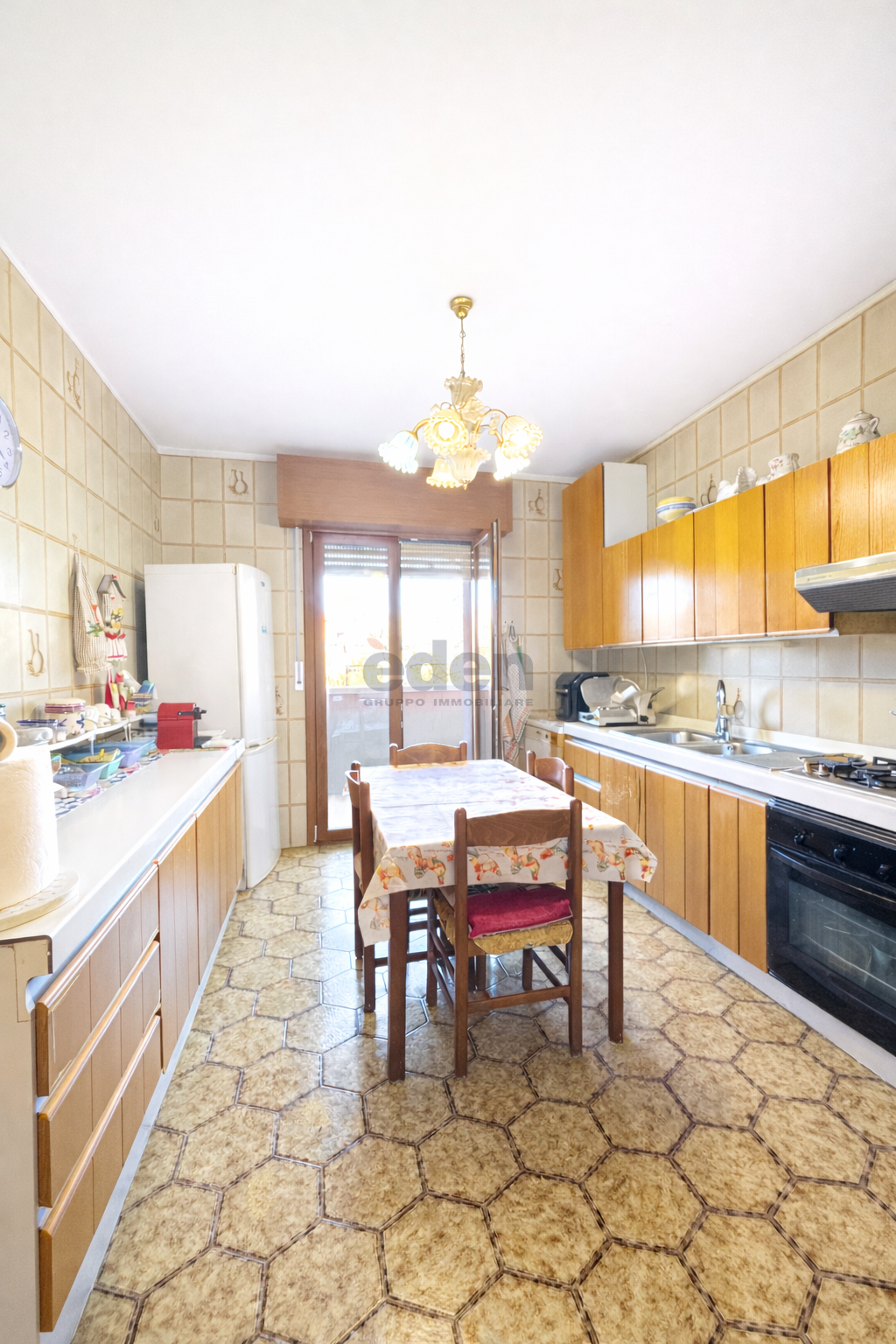 Appartamento con box in via giovanni lagrange 36, Modena