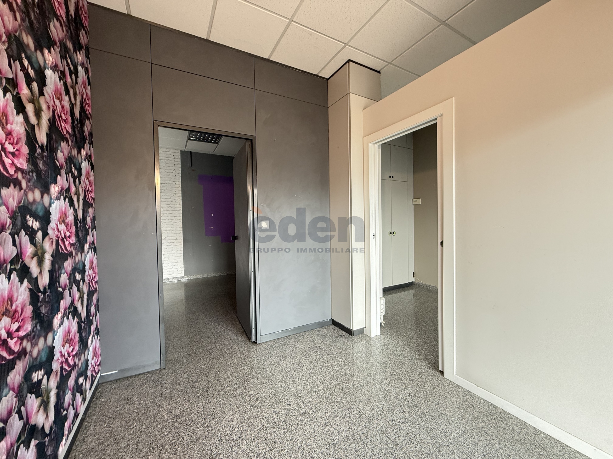 Locale commerciale in vendita in via carlo zucchi 41, Modena