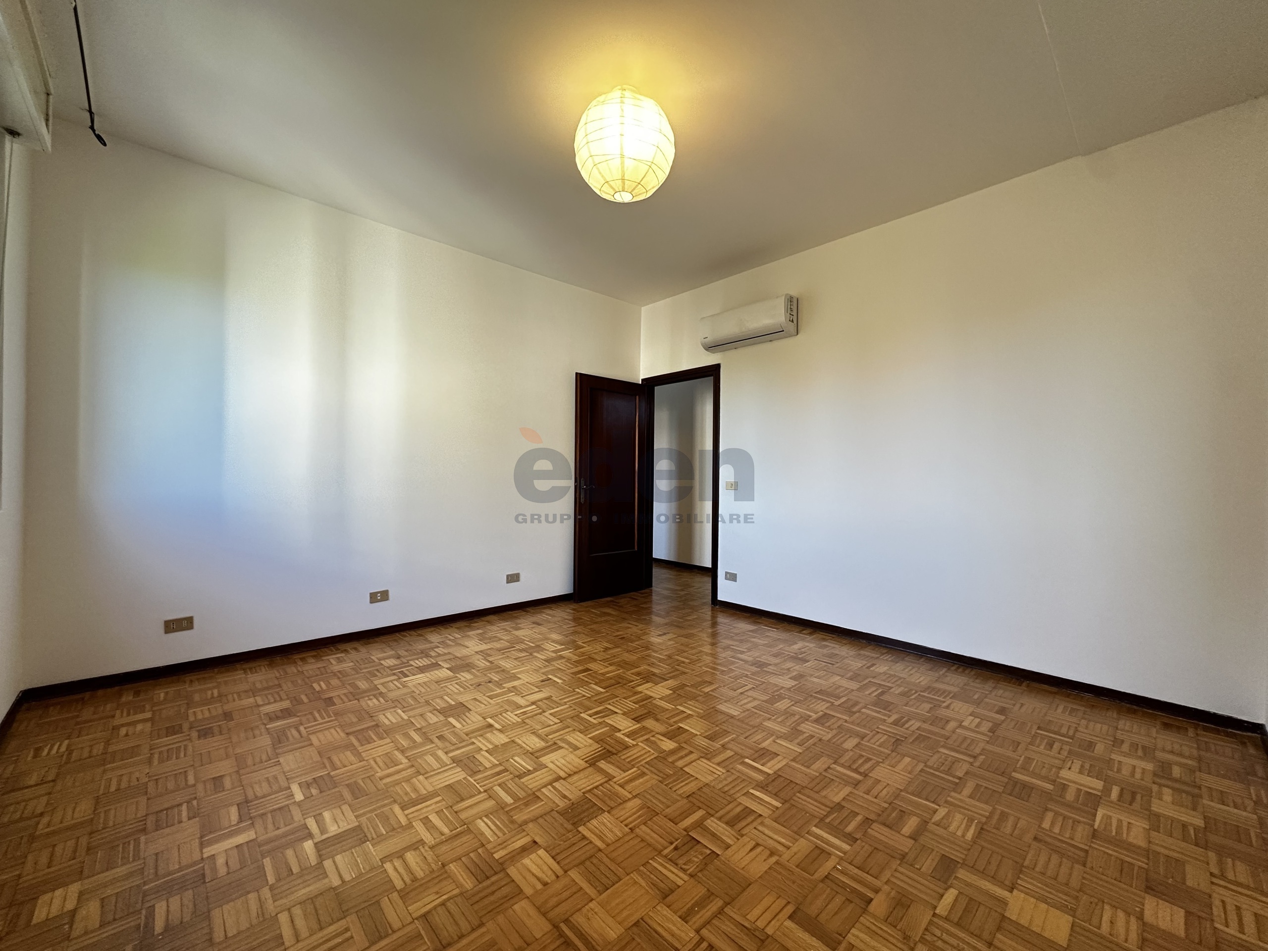 Trilocale con giardino in via luigi pasteur 5, Modena